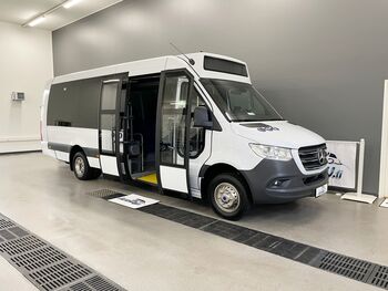 Mercedes-Benz Sprinter 2025