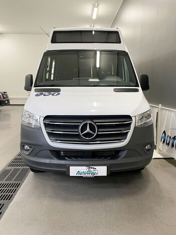 Mercedes-Benz Sprinter 2024