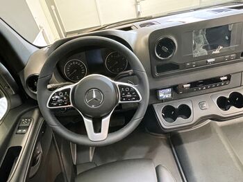 Mercedes-Benz Sprinter 2024