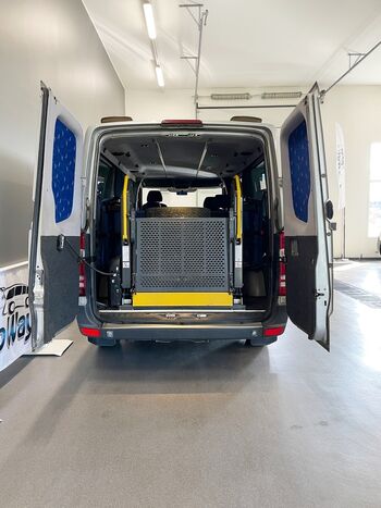 Mercedes-Benz Sprinter 2013