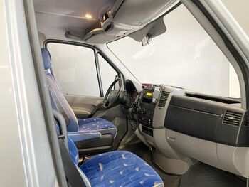 Mercedes-Benz Sprinter 2013