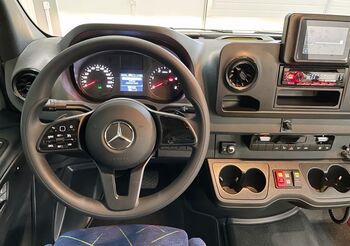 Mercedes-Benz Sprinter 2024