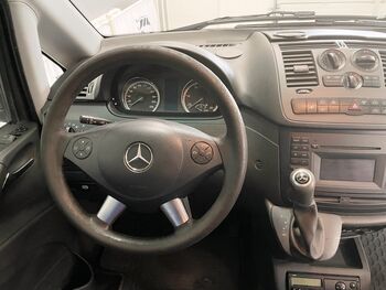 Mercedes-Benz Vito 2011